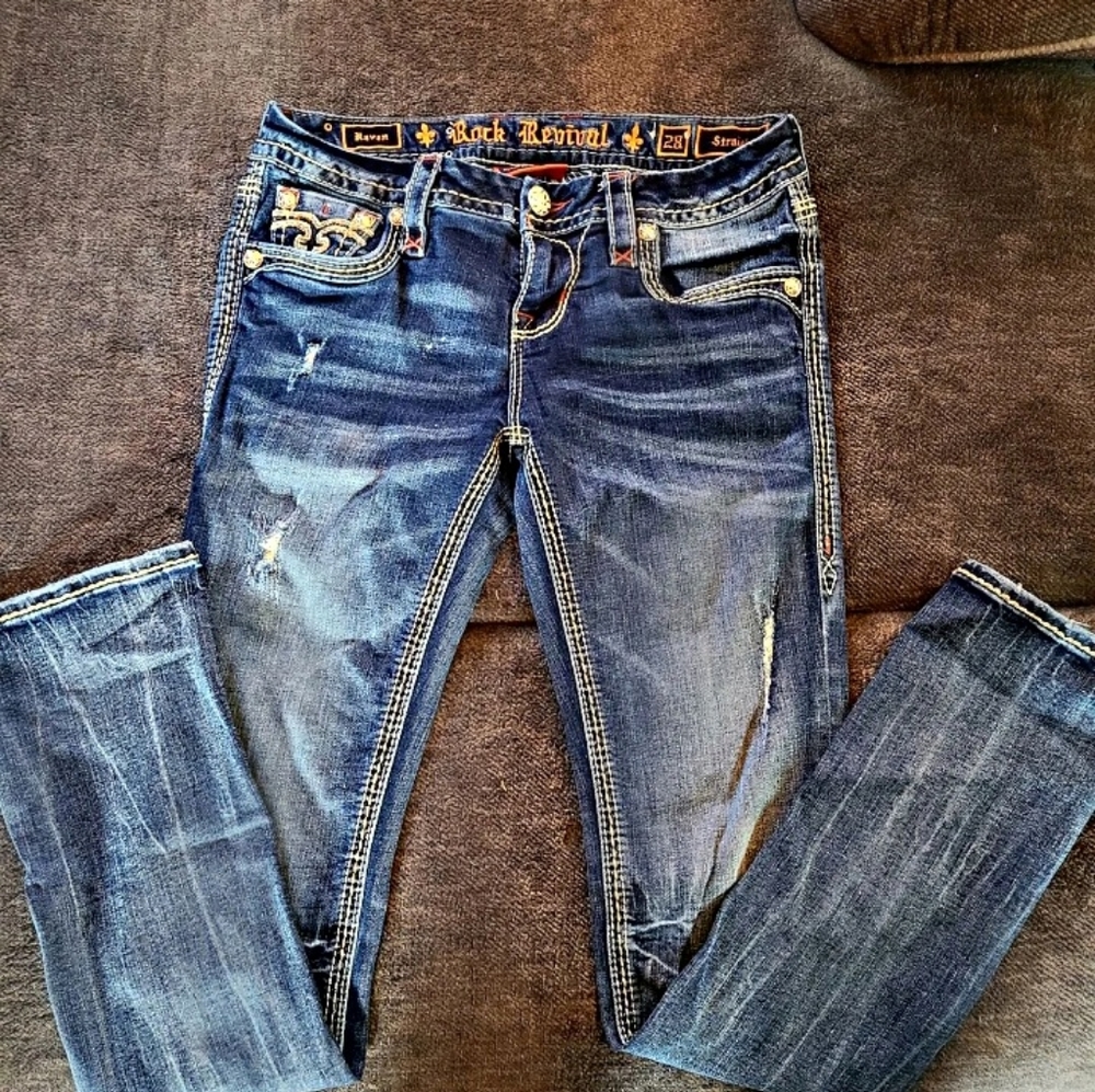 RARE Rock Revivals. PERFECT CONDITION. SZ 28 - Picture 2 of 2